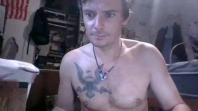 Snapshot of RichardW chatting on 10-26-25, 03:01 RichardW online show from 10-26-25, 03:01