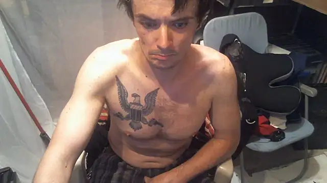 Snapshot of RichardW chatting on 06-24-26, 02:38 RichardW online show from 06-24-26, 02:38