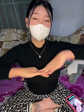 Snapshot of Samcutes chatting on 12-14-25, 01:38 Samcutes online show from 12-14-25, 01:38