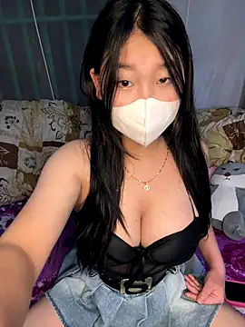 Snapshot of Samcutes chatting on 12-15-25, 02:21 Samcutes online show from 12-15-25, 02:21