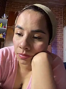 Snapshot of alejandra_prk26 chatting on 10-10-25, 02:43 alejandra prk26 online show from 10-10-25, 02:43