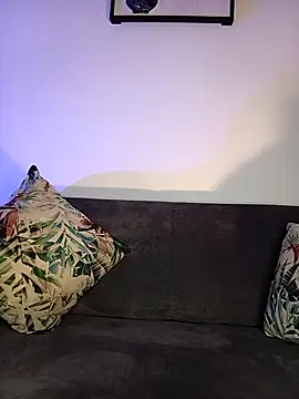 Enzo-wolf33 online show from 10-04-25, 12:19