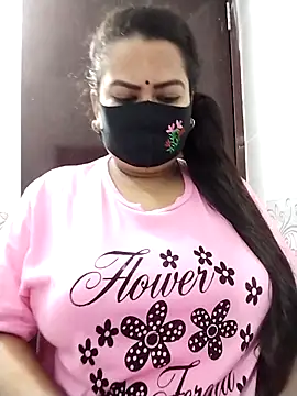 Snapshot of Anamika-38 chatting on 09-11-25, 04:34 Anamika-38 online show from 09-11-25, 04:34