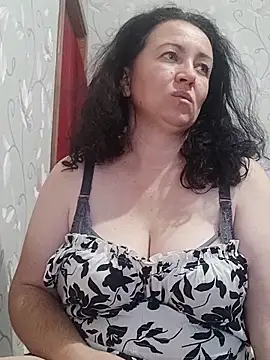 Snapshot of Velvet3451 chatting on 09-28-25, 12:10 Velvet3451 online show from 09-28-25, 12:10