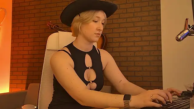 CinBellamy online show from 02-13-26, 06:09