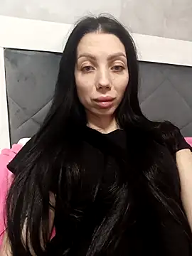 Snapshot of Princessa99885 chatting on 03-07-26, 05:43 Princessa99885 online show from 03-07-26, 05:43