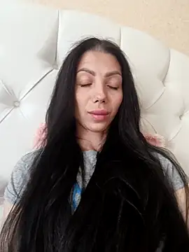 Princessa99885 online show from 06-25-26, 12:31