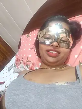 Radhika 01 online show from 03-14-26, 05:35