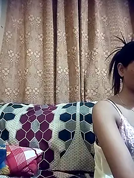 Snapshot of Radhika_01 chatting on 05-02-26, 06:57 Radhika 01 online show from 05-02-26, 06:57