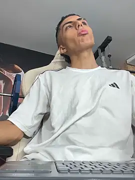 Mister Obsession online show from 09-26-25, 07:07