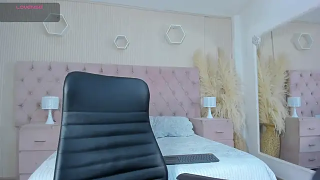 MadisonSky  online show from 12-22-25, 12:57