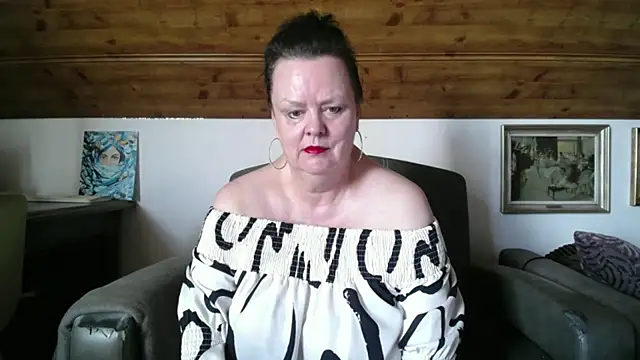 TiffanyMature online show from 07-04-26, 08:20