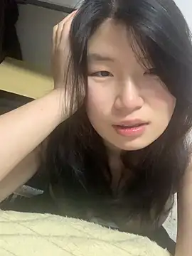 Snapshot of SSlady521 chatting on 10-21-25, 02:40 SSlady521 online show from 10-21-25, 02:40