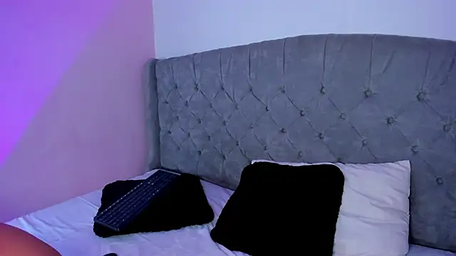 BianncaRibeiro online show from 03-02-26, 09:43