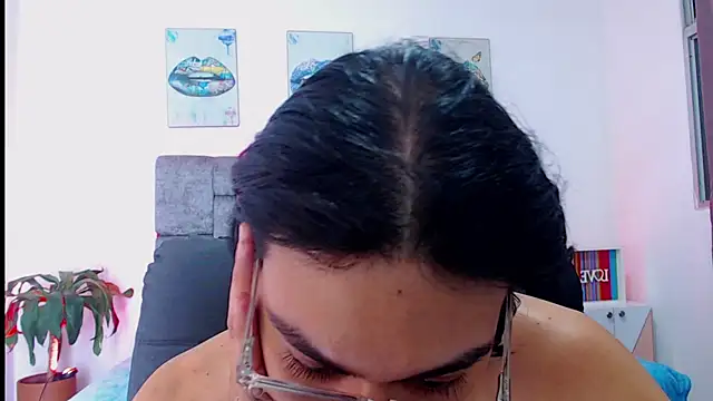 dirty model online show from 09-15-25, 03:17