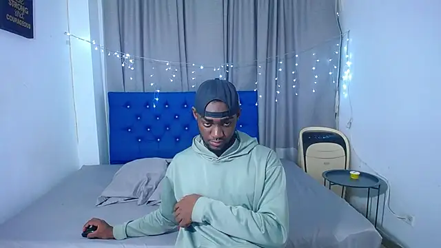 eebony stallion online show from 09-30-25, 03:22