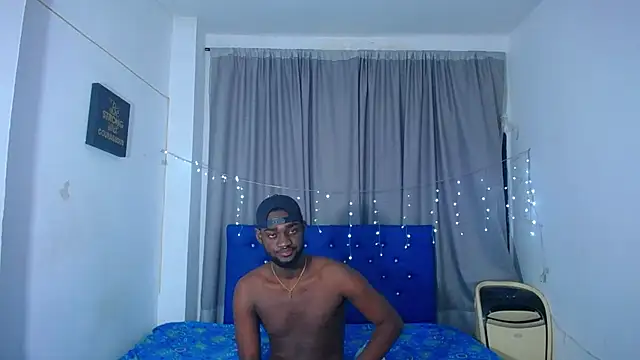 eebony stallion online show from 12-05-25, 10:46