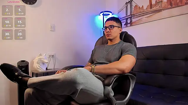 Dash Bukoski online show from 12-22-25, 01:30