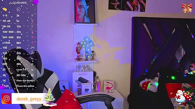 Snapshot of derek_greyy_ chatting on 12-15-25, 07:40 derek greyy online show from 12-15-25, 07:40