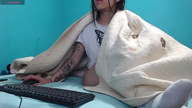 Snapshot of toxic_sweet_ chatting on 09-25-25, 09:46 toxic sweet online show from 09-25-25, 09:46