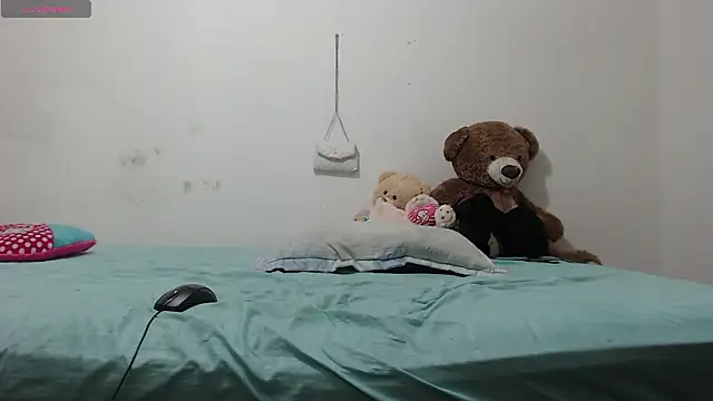 toxic sweet  online show from 02-15-26, 04:31