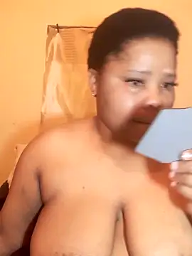 PRINCESSEMELXX93 online show from 10-04-25, 03:04