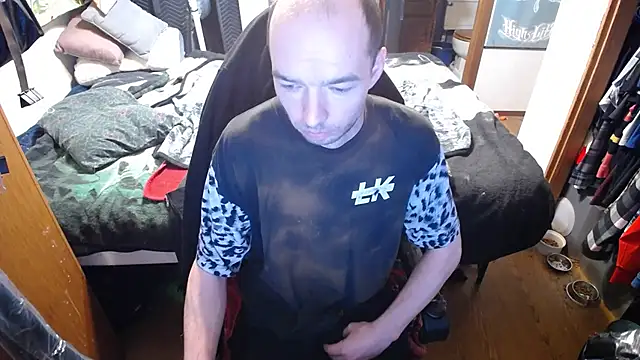 womenhateme69 online show from 04-13-26, 07:47