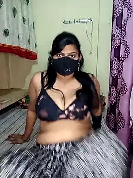 Snapshot of reena502 chatting on 02-11-26, 05:23 reena502 online show from 02-11-26, 05:23