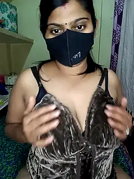 Snapshot of reena502 chatting on 02-27-26, 12:10 reena502 online show from 02-27-26, 12:10