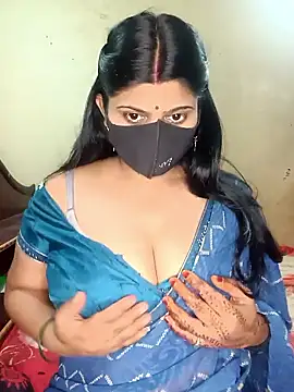 Snapshot of reena502 chatting on 04-30-26, 03:13 reena502 online show from 04-30-26, 03:13