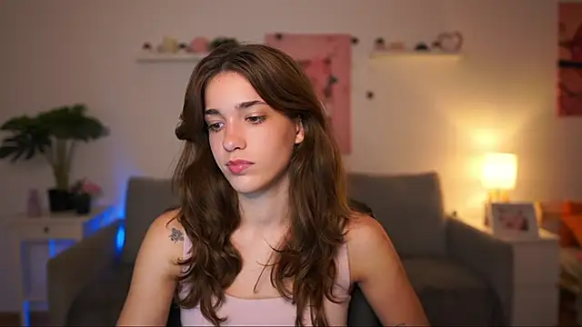 kissie cat online show from 09-24-25, 06:22