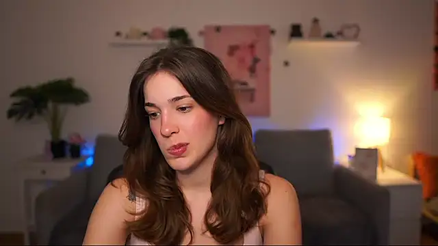 kissie cat online show from 04-16-26, 01:01