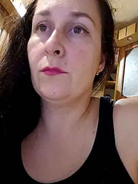 Amandda  online show from 10-14-25, 06:31