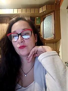 Amandda  online show from 10-21-25, 06:41