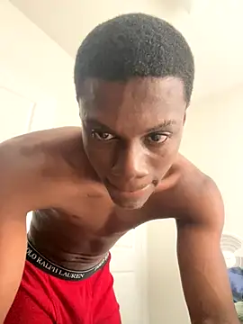 Snapshot of labishyoung25 chatting on 10-14-25, 06:31 labishyoung25 online show from 10-14-25, 06:31