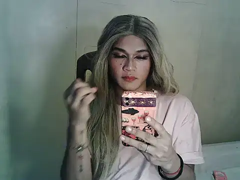 Taylor smith 0 online show from 03-26-26, 01:06