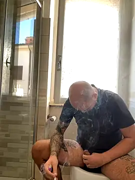 Snapshot of omihaze94 chatting on 09-28-25, 10:20 omihaze94 online show from 09-28-25, 10:20