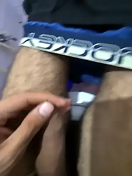 Snapshot of mumbaizboi chatting on 10-08-25, 08:17 mumbaizboi online show from 10-08-25, 08:17