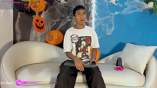 Snapshot of ender_h0t chatting on 10-21-25, 03:13 ender h0t online show from 10-21-25, 03:13