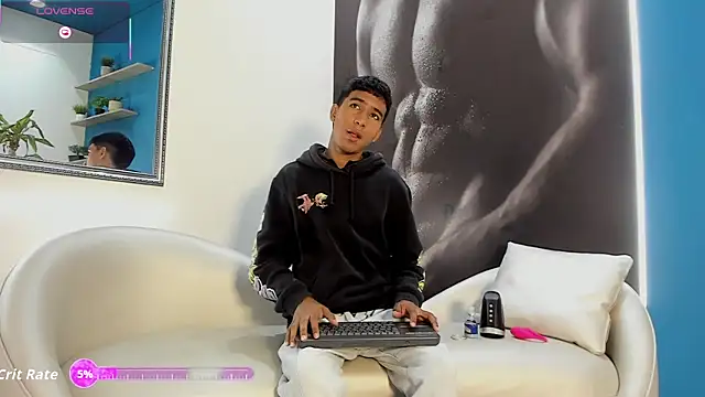 Snapshot of ender_h0t chatting on 11-20-25, 02:06 ender h0t online show from 11-20-25, 02:06