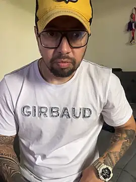 Snapshot of pareja_sexo chatting on 10-15-25, 05:24 pareja sexo online show from 10-15-25, 05:24