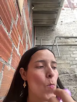 Mia jhoonson online show from 01-06-26, 10:23