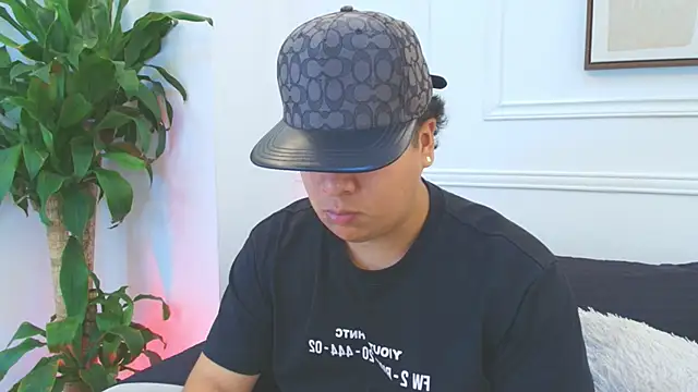 Snapshot of Naim_Bennetsex chatting on 01-06-26, 06:22 Naim Bennetsex online show from 01-06-26, 06:22