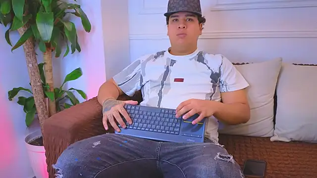 Naim Bennetsex online show from 04-02-26, 06:16