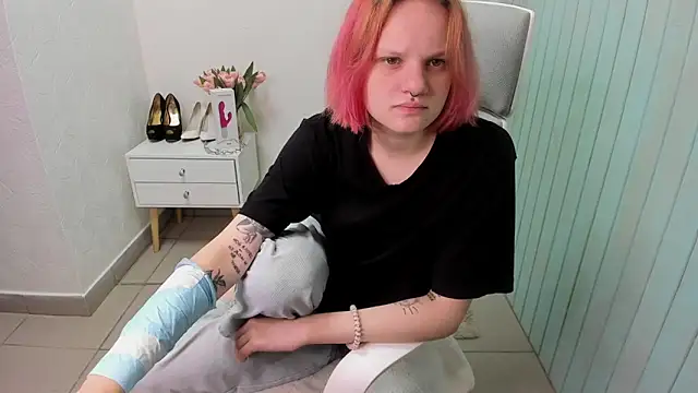 Elieiza xo online show from 09-25-25, 02:15