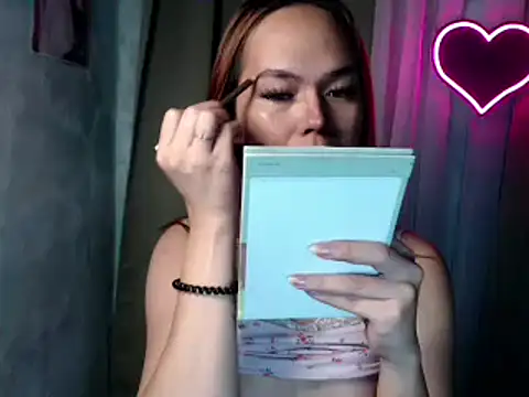 Snapshot of sweetsassyxx chatting on 11-27-25, 05:37 sweetsassyxx online show from 11-27-25, 05:37