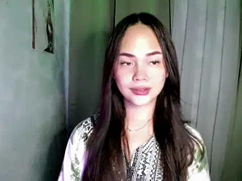 Snapshot of sweetsassyxx chatting on 07-07-26, 06:23 sweetsassyxx online show from 07-07-26, 06:23