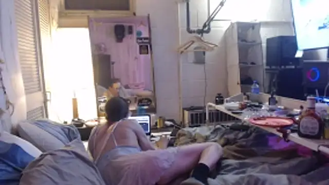 Snapshot of Puff0169 chatting on 05-30-26, 03:36 Puff0169 online show from 05-30-26, 03:36