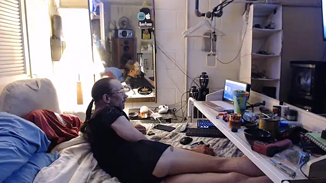 Puff0169 online show from 07-15-26, 07:46