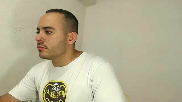 Ana ThiagoxX online show from 05-05-26, 09:56